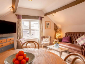 Pass the Keys BRAND NEW! Cosy, Period Flat, heart of Chester